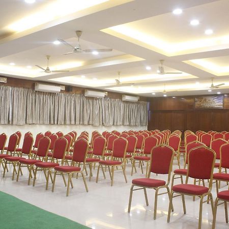 Hotel Chandra'S Visakhapatnam Dış mekan fotoğraf
