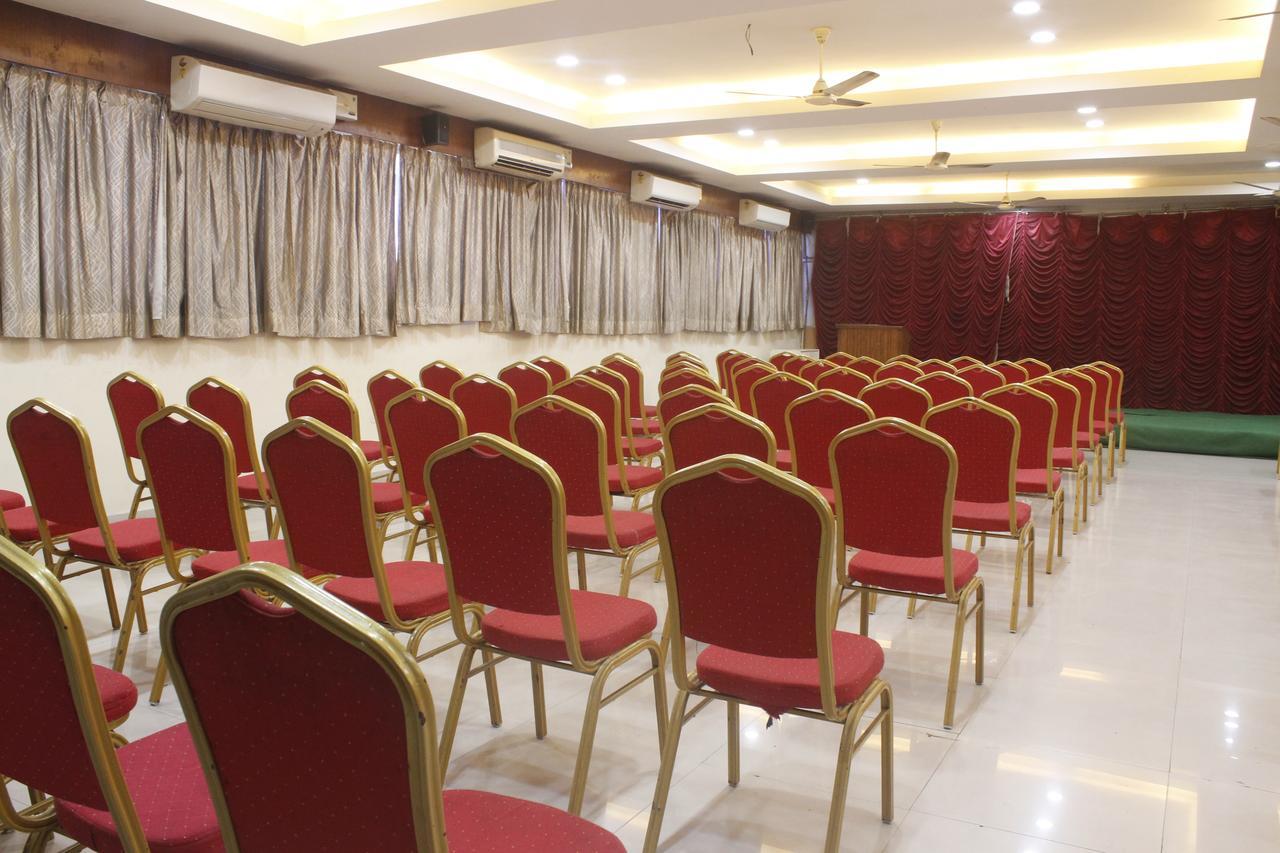 Hotel Chandra'S Visakhapatnam Dış mekan fotoğraf