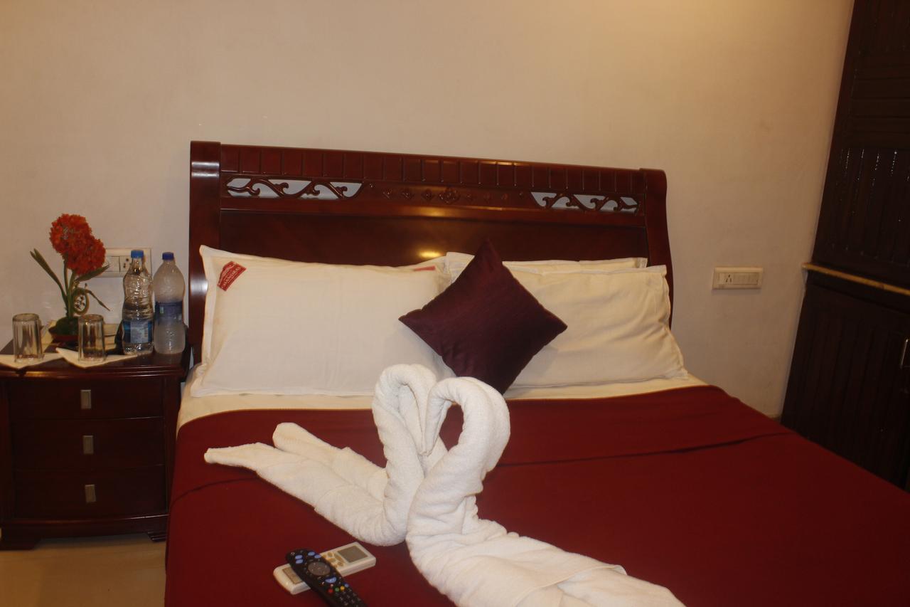 Hotel Chandra'S Visakhapatnam Dış mekan fotoğraf