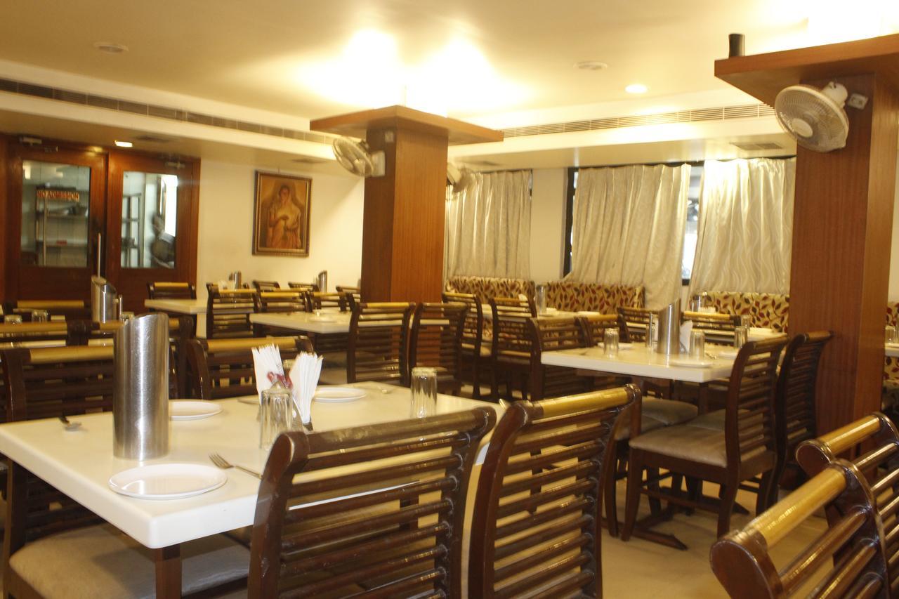Hotel Chandra'S Visakhapatnam Dış mekan fotoğraf