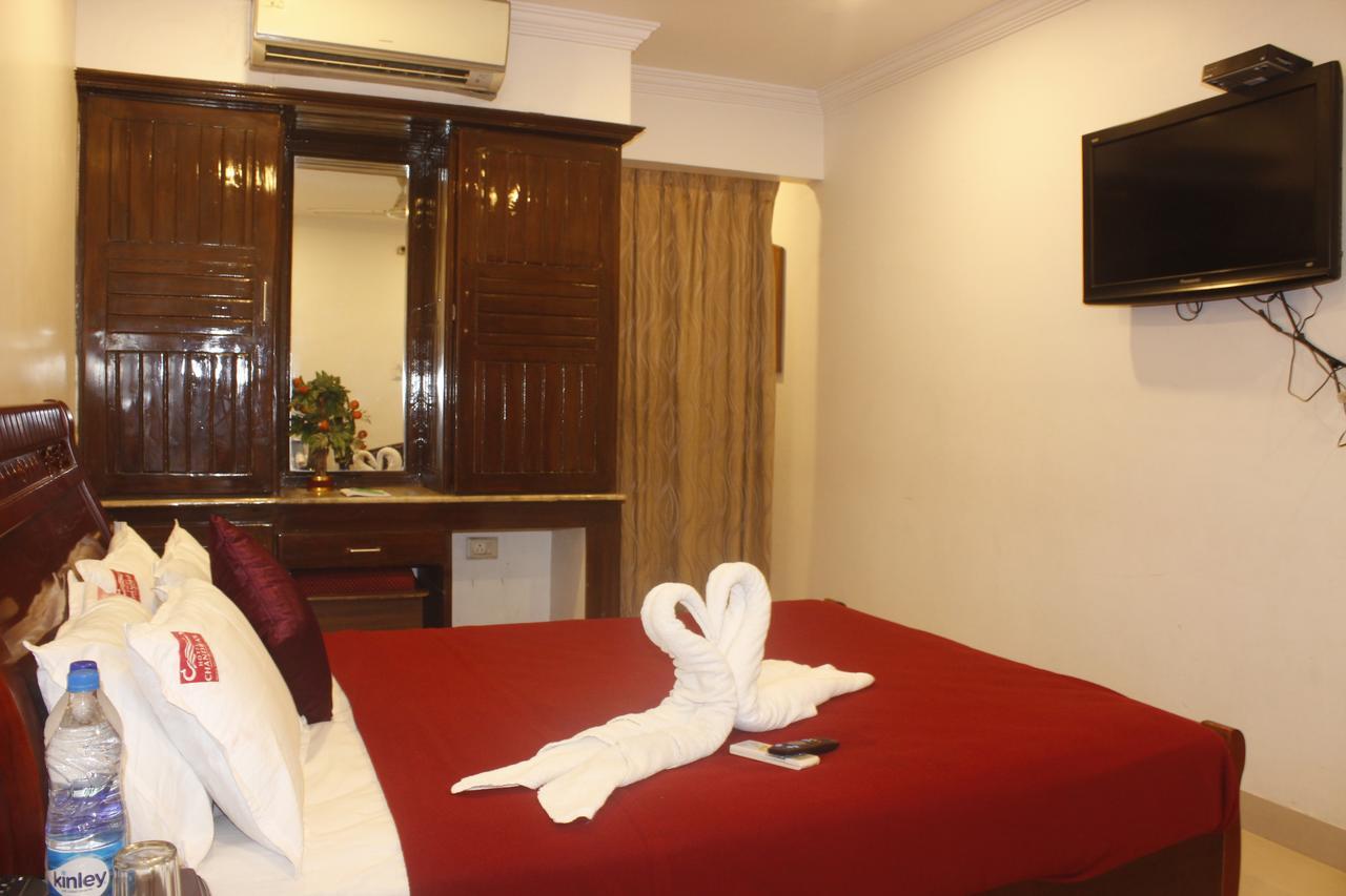 Hotel Chandra'S Visakhapatnam Dış mekan fotoğraf