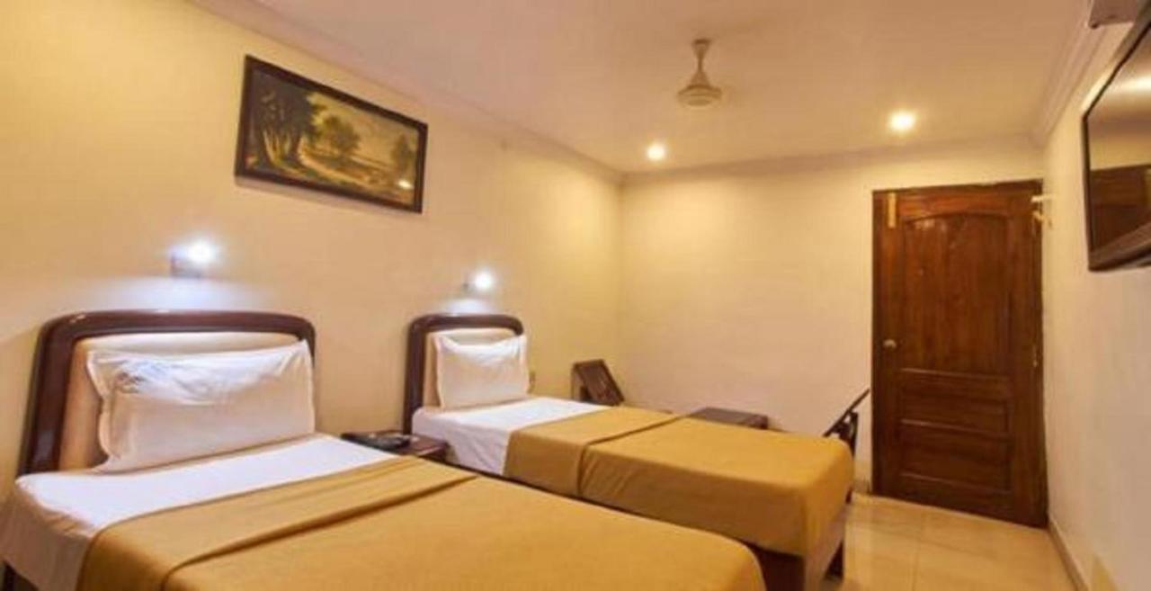 Hotel Chandra'S Visakhapatnam Dış mekan fotoğraf